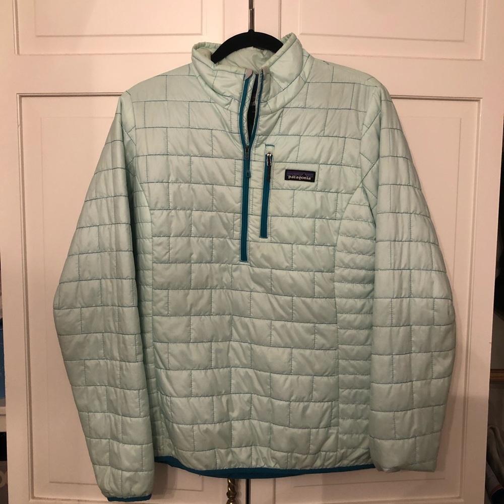 Women’s Patagonia Quarter Zip. Size L